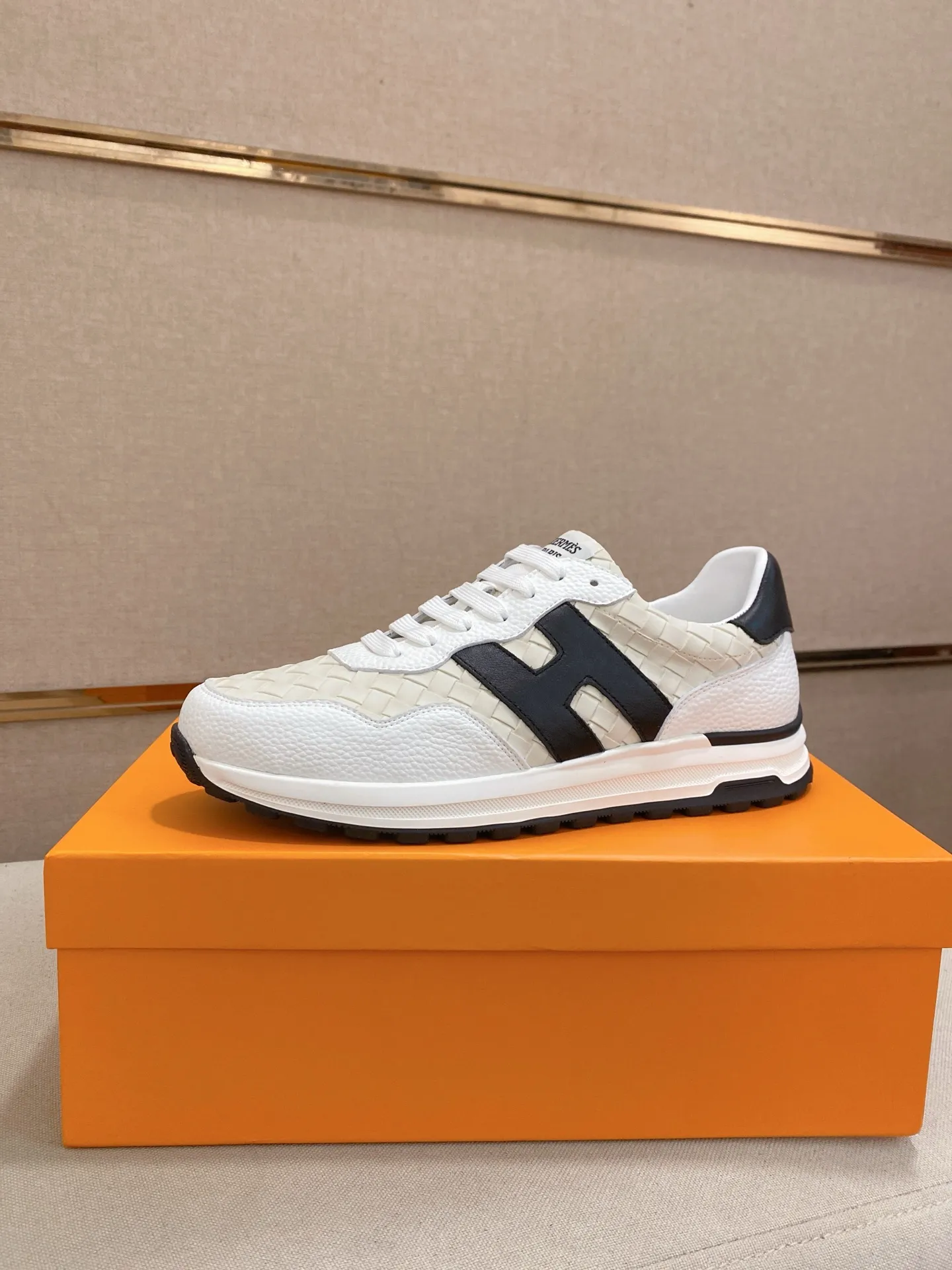 Men's clothing and shoes💰: 400💰《HERMES》【Original order·Version】Hermès; top 🔝purchasing agent🔍🔍men's latest 🇺🇸 counter sales simultaneously, imported from Italy original ▲▲cowhide ▲▲ (highlighting the high End, Nobility, Grade) Exquisite workmanship (Imported water-dyed sheepskin lining from Italy) Sole: Original sole provided by the original factory, ⚠️Exclusive double-layer activity, TPR, molded outsole; super comfortable Code number: 38-44